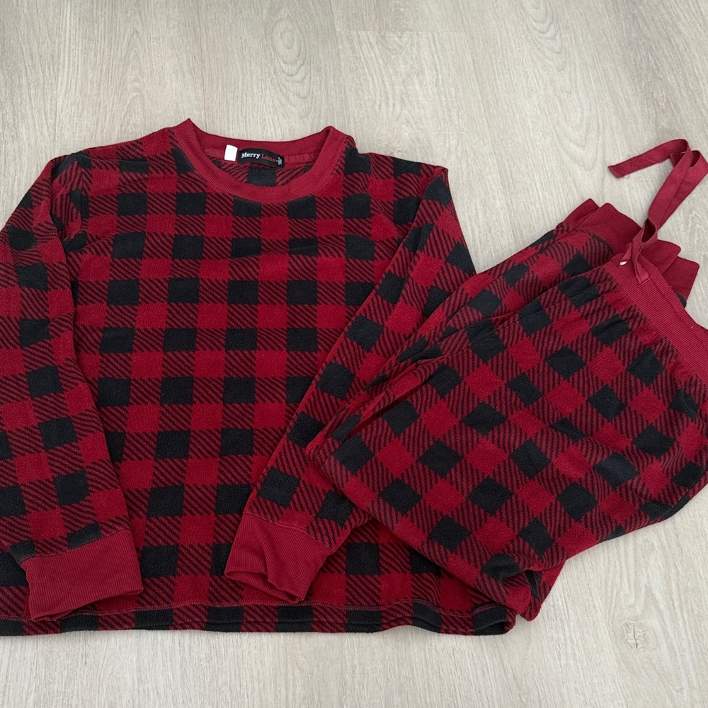 Cozy Plaid Pajamas Set